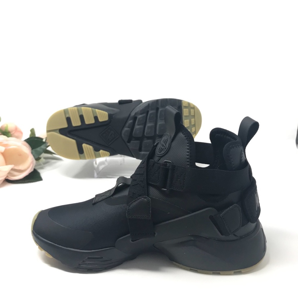 Nike Air Huarache City Black W AUTHENTIC - Picture 3 of 8